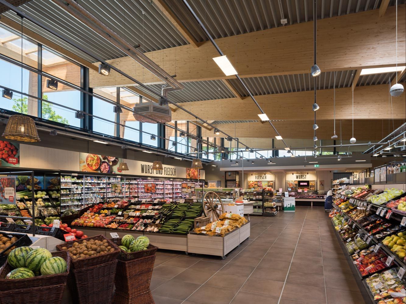 Unsere schöne offene Obst- und Gemüseabteilung