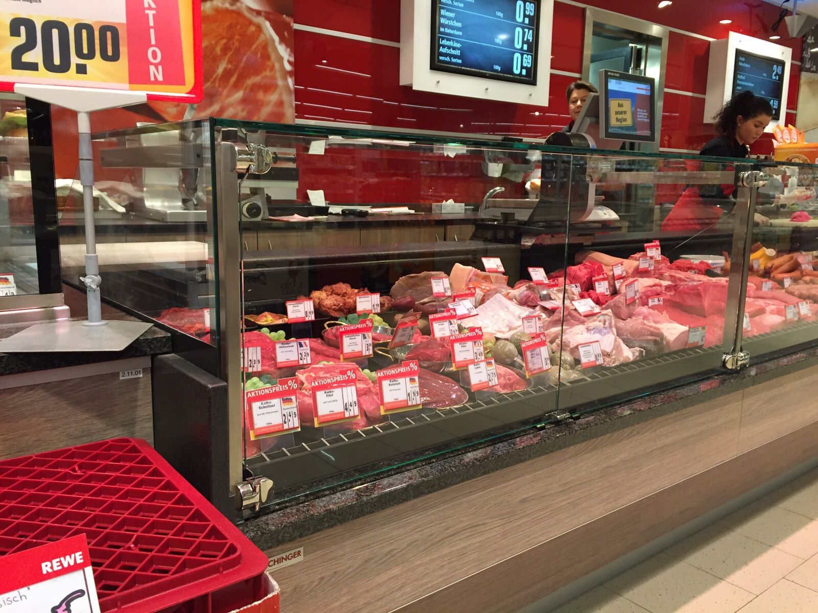Fleisch- und Wursttheke  bei REWE Fuchs Luisenthaler Str. 2b 