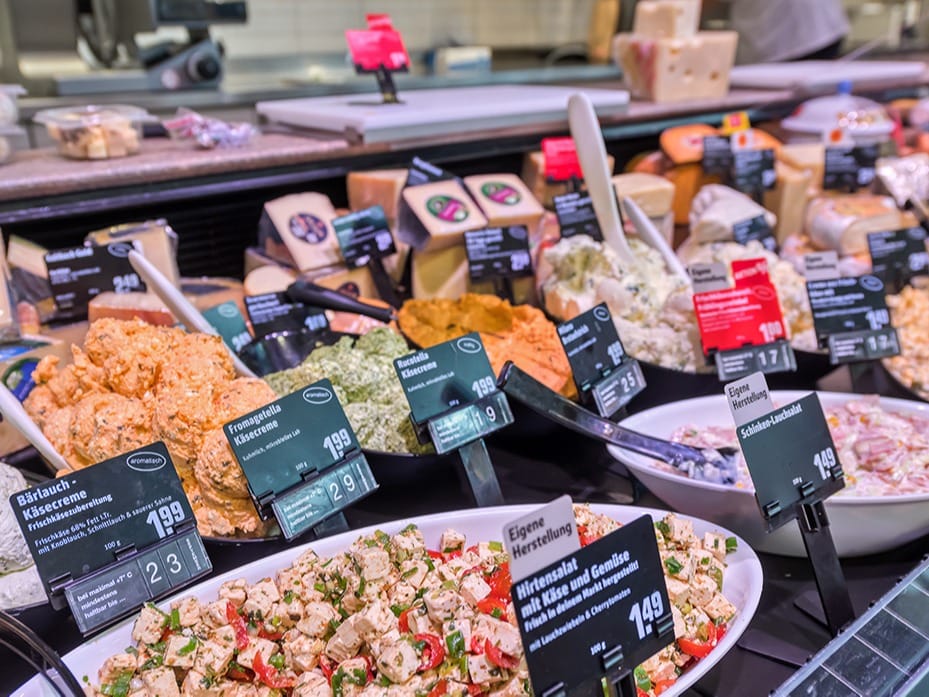 Frische Theke Salate