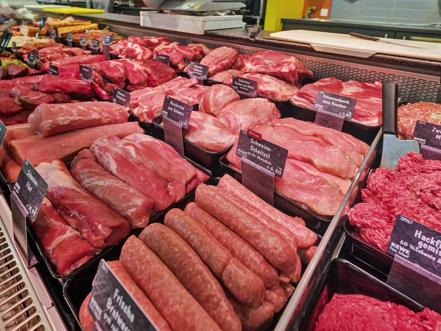 Fleisch Servicetheke