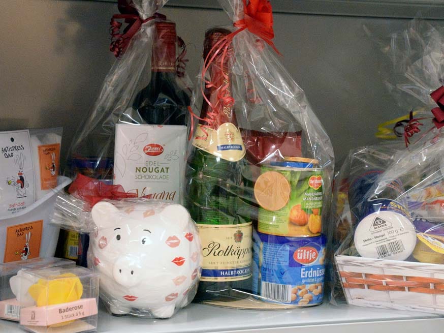 Anlässe gibt es viele. Die passenden Geschenke bekommen Sie bei uns.