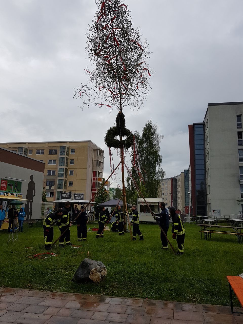 Maibaum setzen 2017 FFW Weida