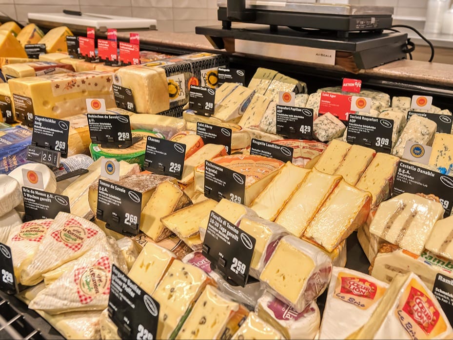 Käse Servicetheke