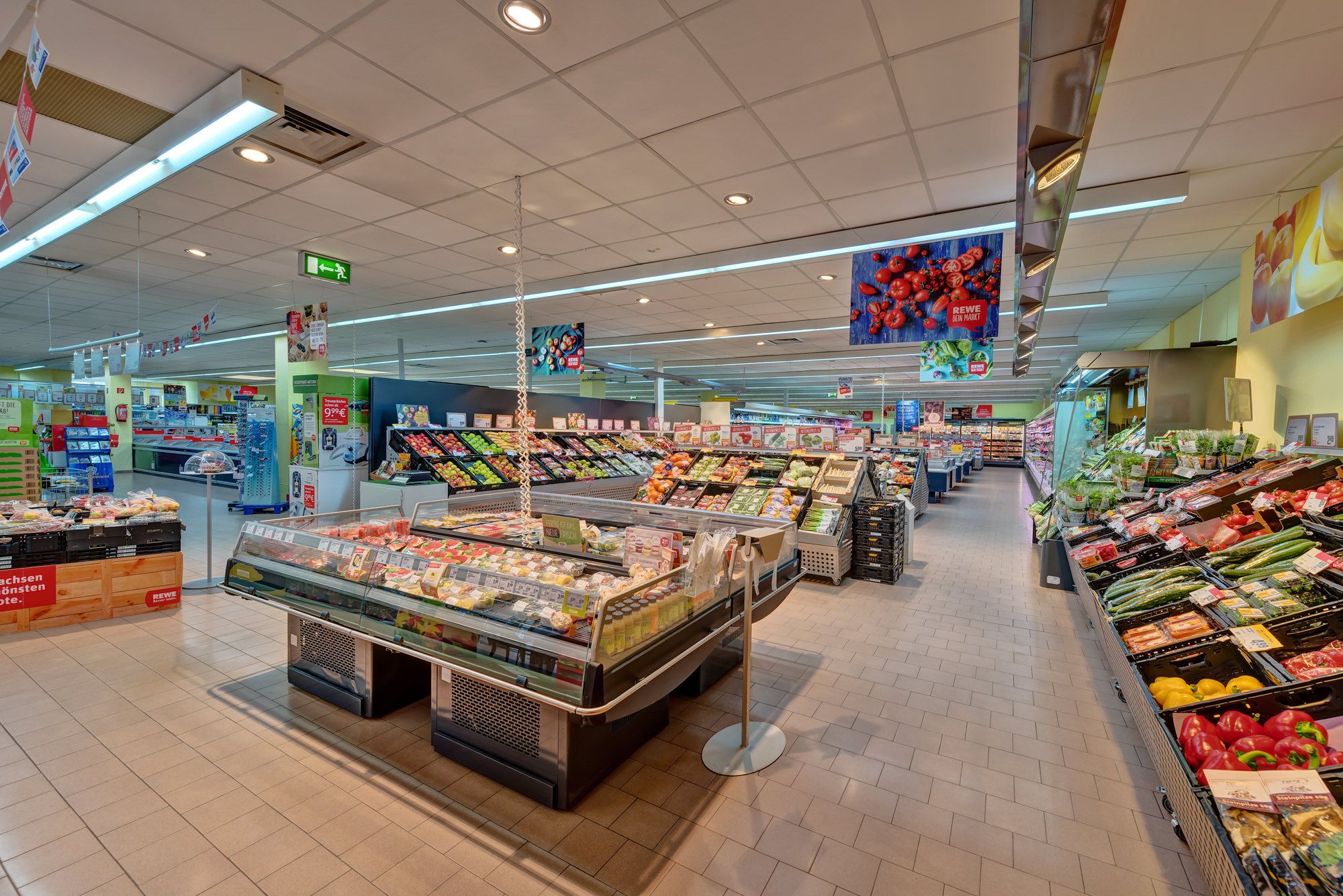 Bei uns werden Sie fündig - vor allem, wenn es um frisches Obst und Gemüse geht.