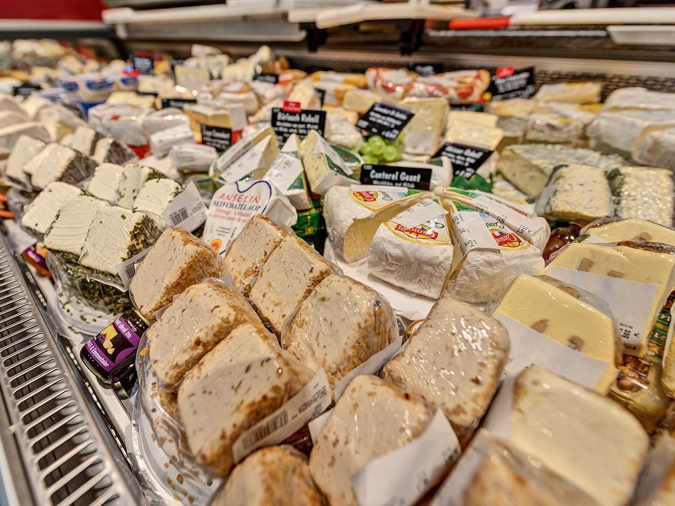 Käse, Wurst & Fleisch Servicetheke