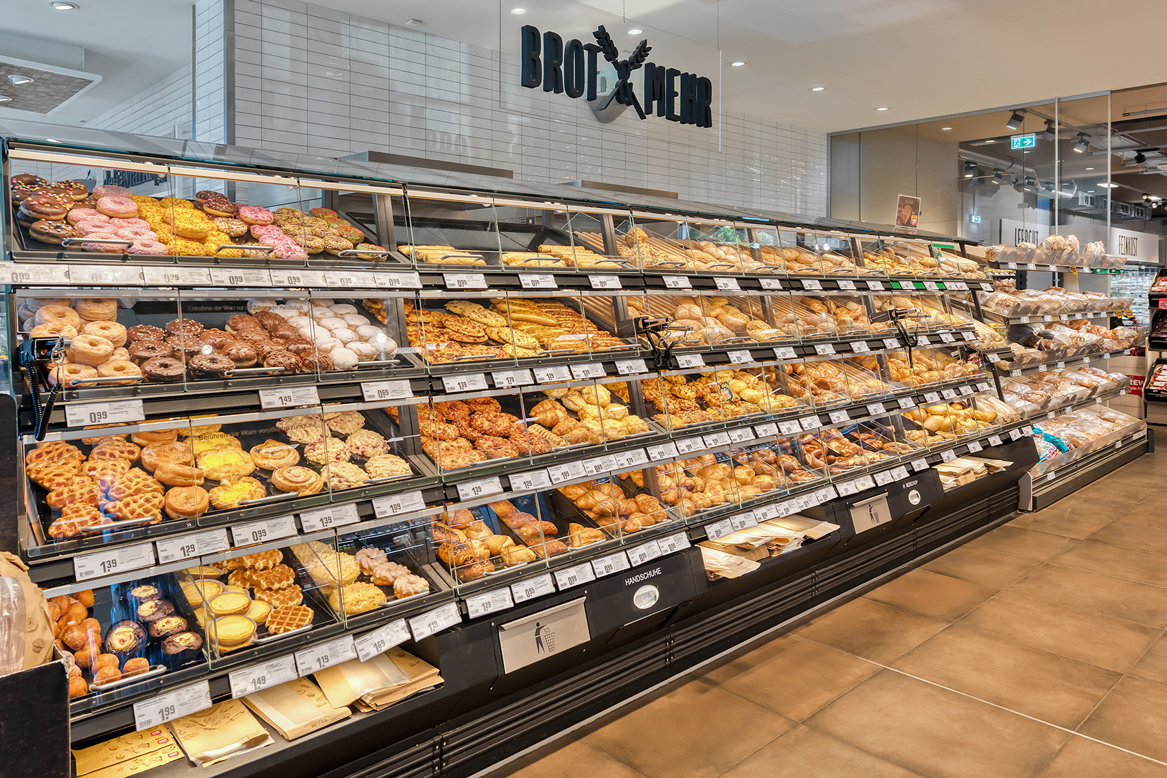 REWE Glawe - Backstation